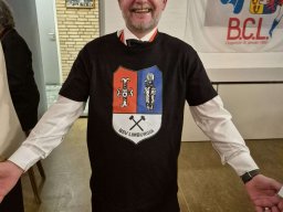 032 whatsapp image 2025-11-23